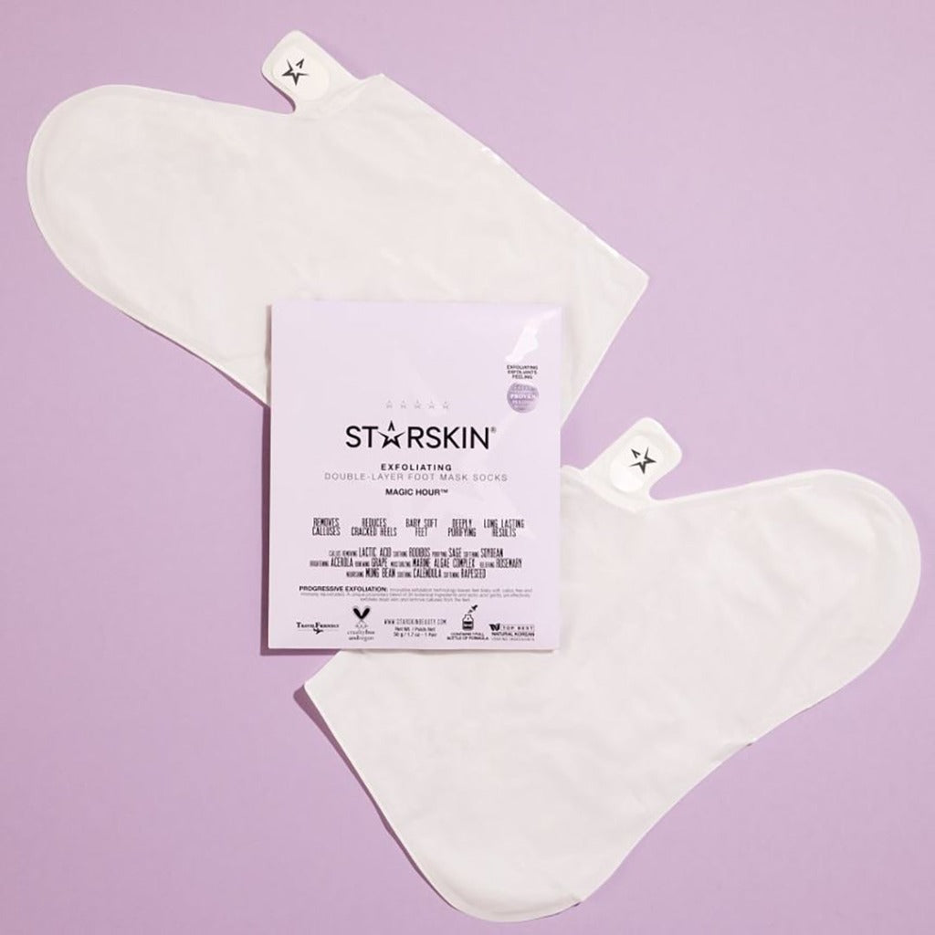 Atmospheric image of a lilac background with a STARSKIN Magic Hour packaging and the STARSKIN Magic Hour foot socks
